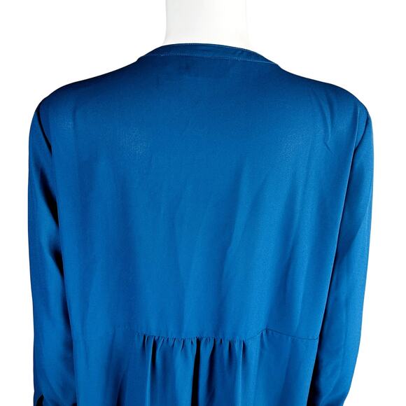 Joan Rivers Womans Sz Medium Blouse Long Sleeve Button Texture Tunic Blue Green - Picture 6 of 7